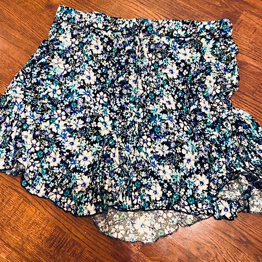 Wild Fable Drawstring Ruffled Floral Skirt
